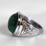 Source Unknown NWOT Deep Green Oval Glass Stone Etched Silver Tone Band Sizes 4 & 5 Rings Photo 3