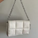 H&M NWT Elegant Cream Chain Shoulder Bag Photo 1