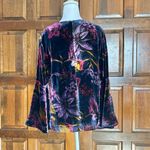 Trina Turk Shirt Womens Small Crushed Velvet Dark Floral Blouse Flutter Sleeves Photo 1