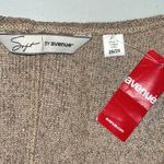Soft by Avenue NWT Size 26/28 Tan Surplice V Photo 3