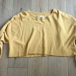 American Eagle women’s Yellow Cropped Crew Neck Sweatshirt Sz Sm. Photo 0