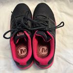 Merrell  Women’s Running Shoes Air Cushion Black And Pink Size 7 Photo 4