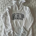 Gap White Sweatshirt Photo 0