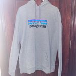 Patagonia men’s sweatshirt Photo 0