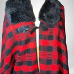 Red and black plaid wrap with faux fur collar! Nwot Black Photo 4