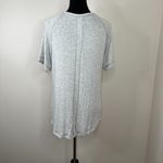 Lou & grey Signaturesoft Gray Scoop Neck Short Sleeve T-Shirt with Back Split Photo 2