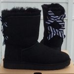 UGG Bailey Bow II Diagonal Stripe Photo 2