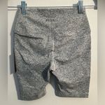 Nobull NWT Women's High-Rise Matte Short 8” - XS - White Heather (Gray) Photo 5