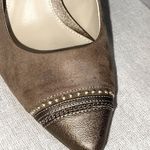 Dressbarn | Nanette Taupe Pointed Toe Slingback Heels | Size 7.5 Tan Photo 12