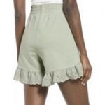 VERO MODA  Juna High Waisted Eyelet Shorts - size Large - VGUC Photo 5