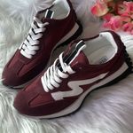 Steve Madden Steve MaddenWomen's Campo Retro Lace-Up Jogger Sneakers Photo 1