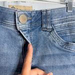 Democracy Ab Technology High Waisted Stretch Cropped Skinny Jeans Size 12 Photo 6