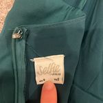 Selfie Leslie Green mini dress Photo 3