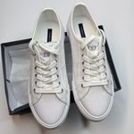 Tommy Hilfiger  Women's Alessy Casual Lace Up Sneakers- Size 8 Photo 5