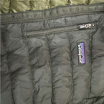 Patagonia Women's Down Jacket Puffer in green size S Photo 2