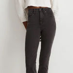 Madewell Stovepipe Jeans in Banberry Wash: Raw-Hem Edition | Faded Black Grey 29 Photo 0