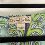 Live and let live  Women’s 3X Paisley Patterned Top Plus Size Photo 1