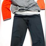 Lululemon  Athletica Black and Gray active style leggings low rise runners Photo 1