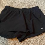 ASICS black shorts Photo 0