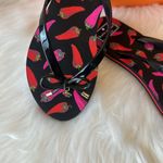 Kate Spade NEW YORK WOMENS FRILL CHILL PEPPER FLIP FLOP Photo 2