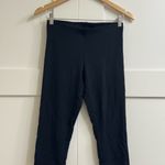 SKIMS NWT  Smooth Layers
High-Waisted Capris XS Photo 1