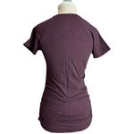 Athleta Maroon Speedlight Seamless Short Sleeve Ruched Workout Yoga Tee Size XS Photo 3