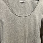 Good American Heather Grey Scoop Long Sleeve T-shirt Photo 5