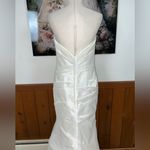 Stunning Allure Bridals Ivory Taffeta Mermaid Wedding Gown! Size 12 Photo 7