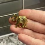 Tiny Signed GIOVANNI Vintage Elephant Rhinestone / Gold Tone Brooch Pin Photo 6