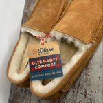 Dearfoams New  Fernie Genuine Shearling Moccasin Slippers 9 Photo 1