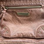 Stone Mountain USA‎ brown leather purse. Great condition inside and out! Photo 4