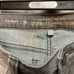 Jennifer Lopez Gray Skinny Jeans with Sleek Silhouette Photo 4