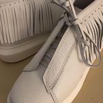 Hollie Watman women white leather fringe platform moccasin sneakers Size9.5 Size 9.5 Photo 7