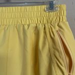 B Athletic Shorts Yellow Size M Photo 3