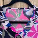 NWOT GT Performance Print Stretch Scrub Top Pink Size M Photo 2