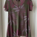 Sweet Pea Olive Green & Pink Short-Sleeved Top, Size Medium Photo 0