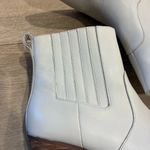 J.Crew  Women’s AC329 White Western Leather Heel Chelsea Boot Size 9 Photo 3