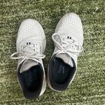 Brooks  running shoes Photo 3