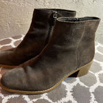 Clarks Green Ankle Boots with Suede Finish- Olive -Somerset size 8 Photo 0