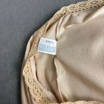 Vintage Lorraine Half Slip Size Small Beige High Slits Lace Nylon Stretch Lace Photo 9