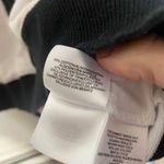 Jones New York Sport Women’s Size M Striped Lightweight Top White Black Trim Top Photo 3