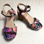 Betsey Johnson  Colorful Floral Wood Platform Dress Sandals Size 8 PENN Photo 2
