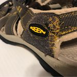 Keen  outdoor footwear fisherman walking hiking trail sandal women size 8.5 Photo 8