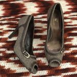 Worthington  Office Siren Core Brown Plaid Hereingbone open peep toe heels pumps buckle -7M  Great condition  Photo 0