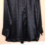Old Navy NWT Women’s Silky Animal Print Hidden Button-Up Long Sleeve Shirt Photo 2