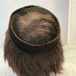 Brown‎ velvet pill box vintage hat women’s 60’s Madcaps NY Brown Photo 2