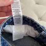 Good American  Bombshell Shadow Pocket Denim Shorts 2 26 Photo 9