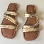 Nine West Low Heel Flat Women's Gold Metallic Strappy Sandals Sz 8.5 Photo 3