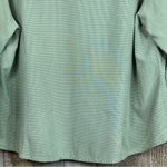 Appa’renza (Vintage) XL 3/4 Sleeve Button Front with a Button cuff Photo 9