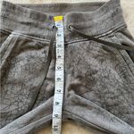 Lululemon Women’s Warm Down Jogger‎ Thread Dye Sweatpants Size 0 Photo 5